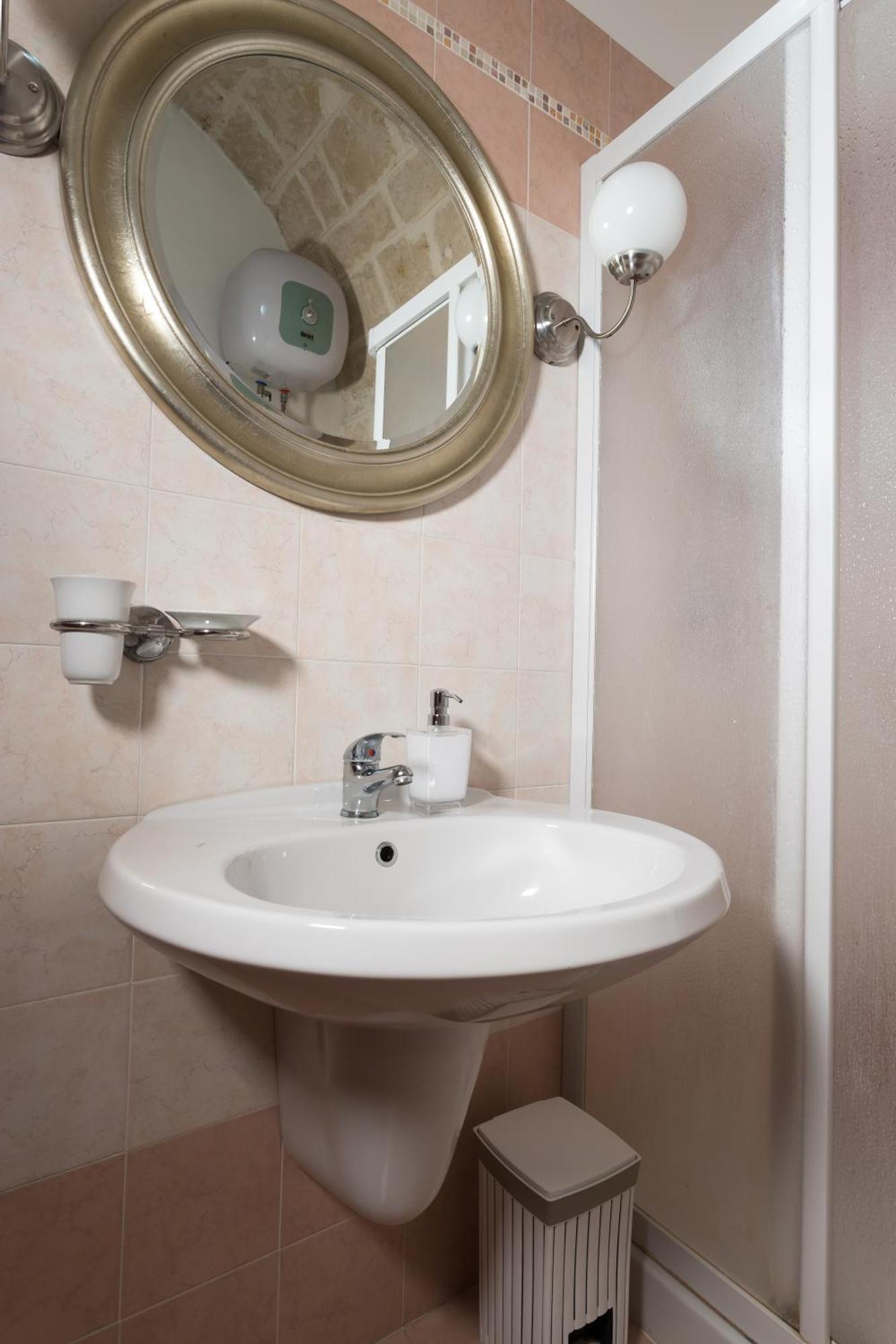 Victoria Apartments مونوبولي المظهر الخارجي الصورة